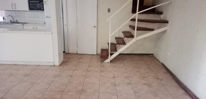 Casa 3d+2b, Estac. Patio, Pasaje Cerrado. La Florida