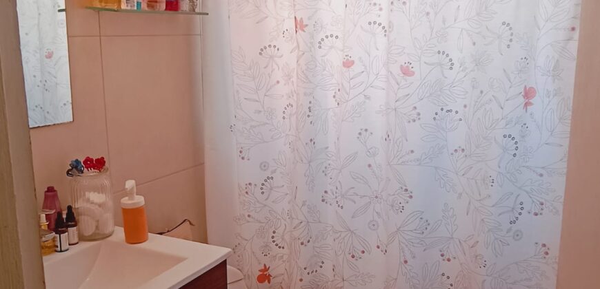 Se Vende Casa 2 Pisos Jardines De Vespucio