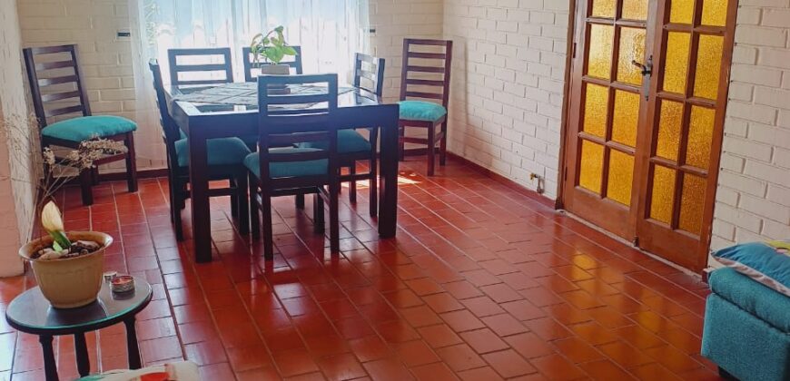 Se Vende Casa 2 Pisos Jardines De Vespucio