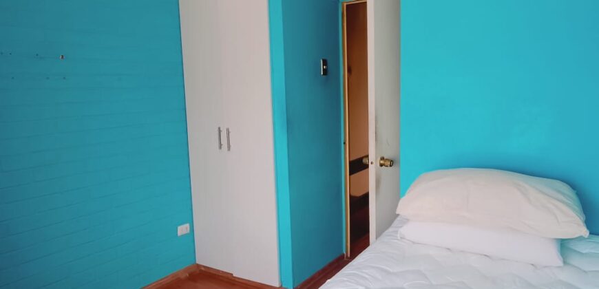 Se Vende Casa 2 Pisos Jardines De Vespucio
