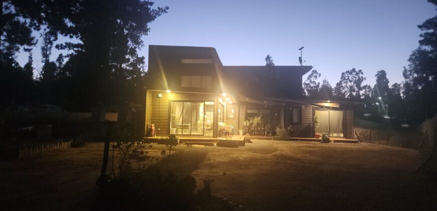 Hermosa Parcela Con Casa En Camino Antiguo Algarrobo.