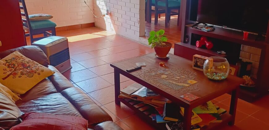 Se Vende Casa 2 Pisos Jardines De Vespucio