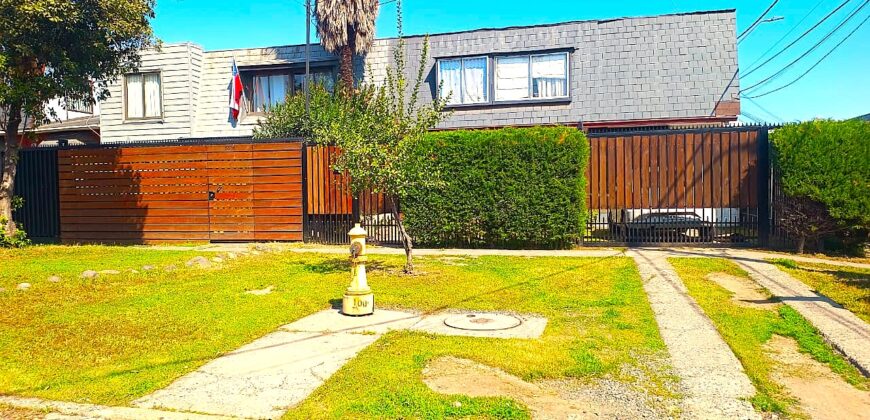 Se Vende Casa 2 Pisos Jardines De Vespucio